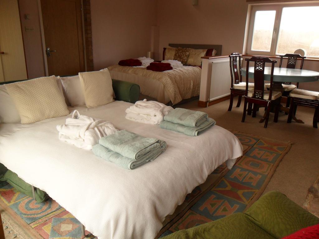 Bank Cottage B&B Newport  Esterno foto
